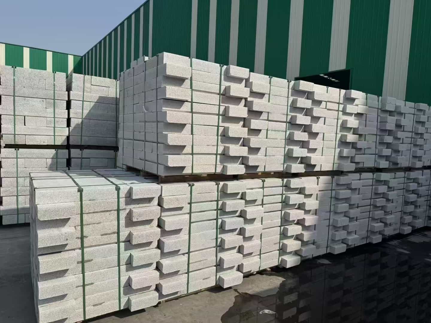 宣城芝麻白路沿石