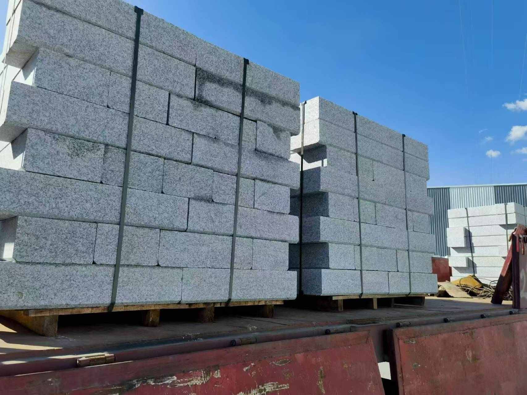 宣城 路沿石装车出货