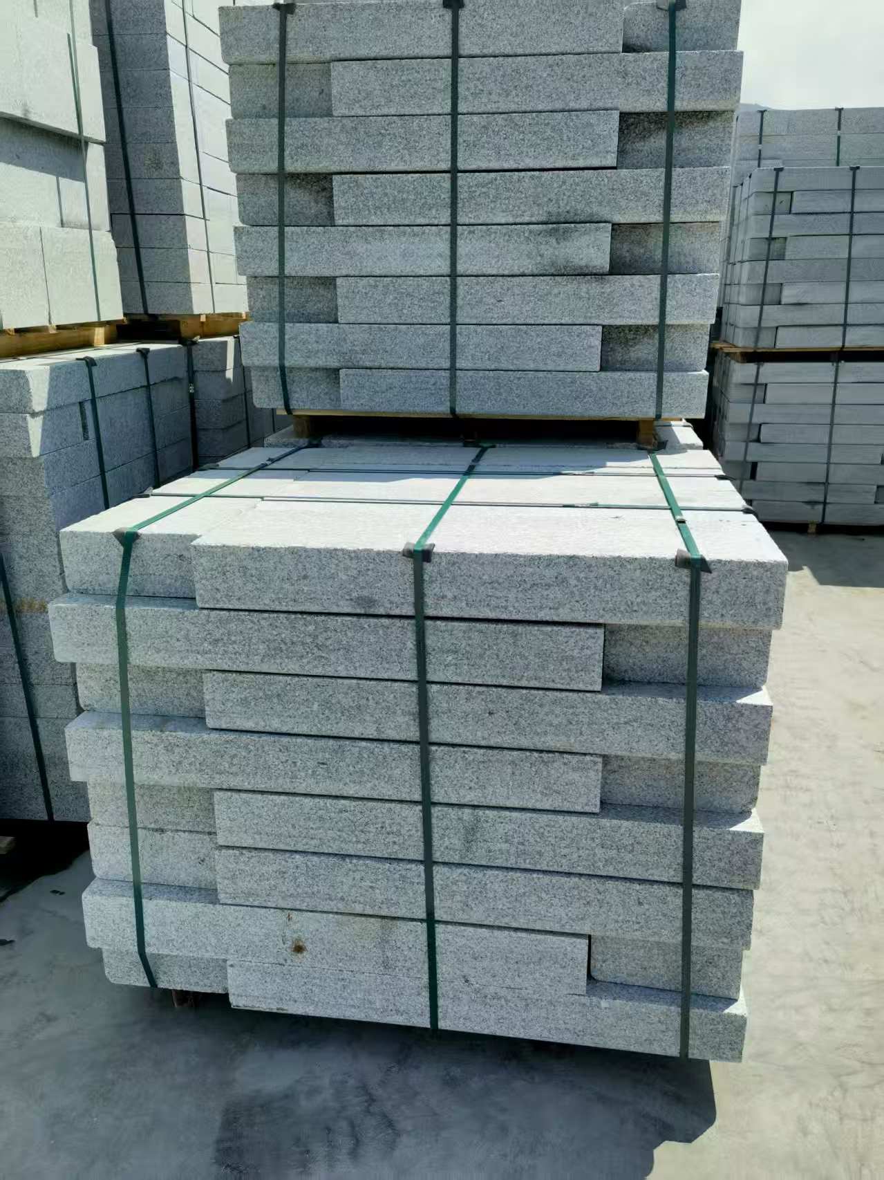 宣城 芙蓉白花岗岩路沿石、平石尺寸标准，色泽均匀