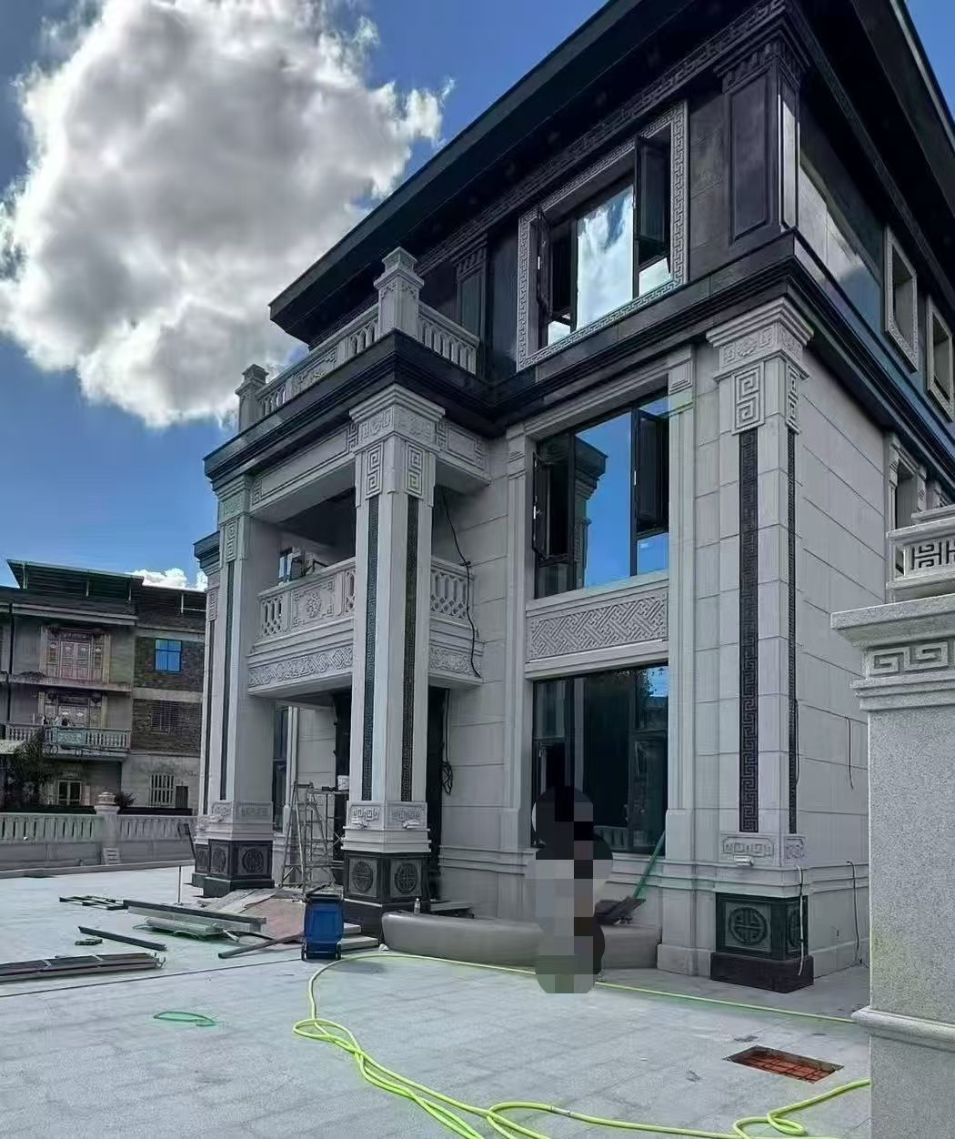 宣城 别墅干挂，芝麻白与芝麻黑完美配合